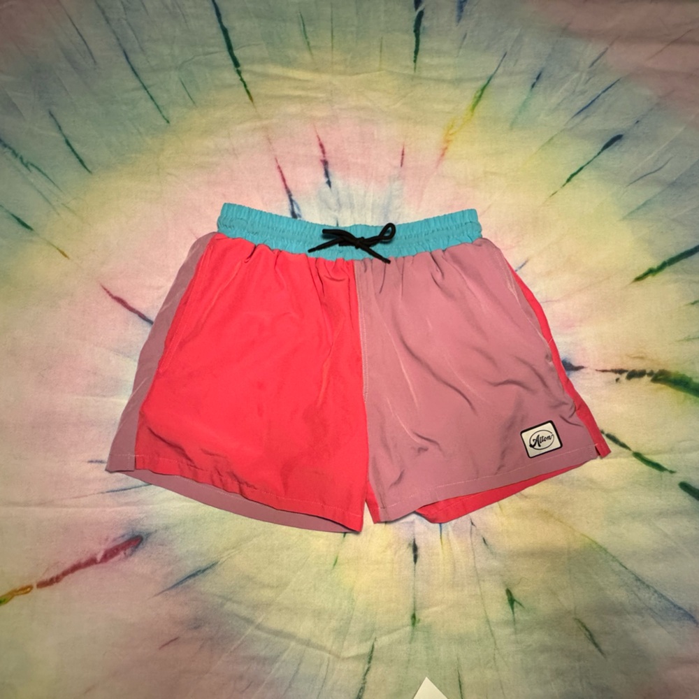 Alton’s Heritage Revisited Men’s Colorblock 80’s 90’s Style Retro Board Shorts